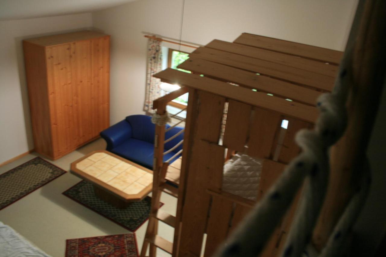 Krug'S Family Hostel Und Restaurant เวลไฮม์ อิน โอเบอร์บาเยิร์น ภายนอก รูปภาพ