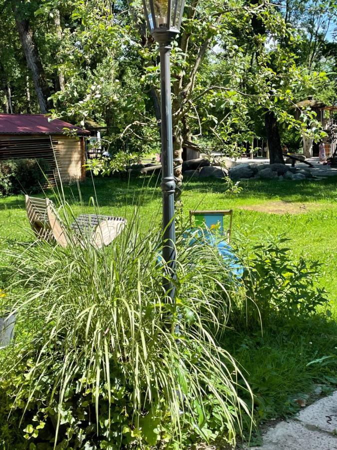 Krug'S Family Hostel Und Restaurant เวลไฮม์ อิน โอเบอร์บาเยิร์น ภายนอก รูปภาพ